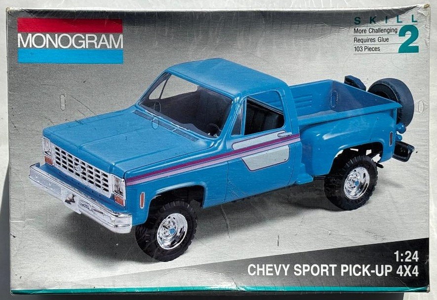 Revell MONOGRAM “Chevy Sport Pick-Up 4×4” New Original Model Car 1/24 Scale Box