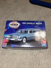AMT 1965 Chevelle Wagon Street Stock & Strip 1:25 Model Car Kit 38530 New Sealed