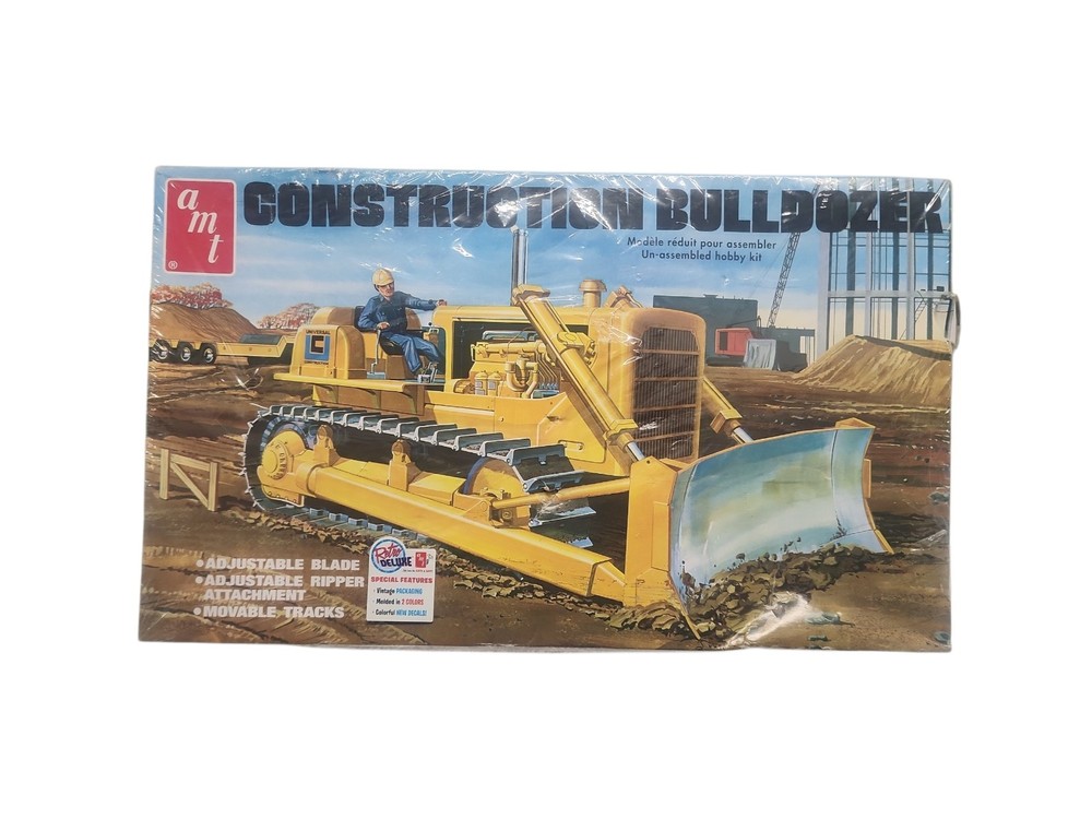 New Sealed AMT # AMT1086/06~CONSTRUCTION BULLDOZER – 1/25 SCALE