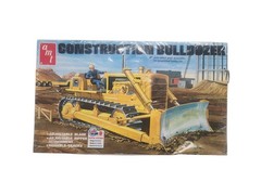 New Sealed AMT # AMT1086/06~CONSTRUCTION BULLDOZER – 1/25 SCALE