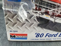 🔥😎Monogram Trucks ’80 Ford Bronco 2 n 1 Kit #85-7214 Factory Sealed Dented Box