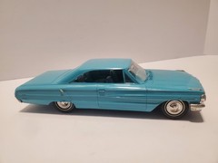 M131. 1964 FORD GALAXIE 500 XL DEALER PROMO MODEL CAR 1/25 Scale TURQUOISE