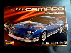 Model Kit 1985 Chevrolet Camaro Z/28 Revell 1:24 Skill Level 4
