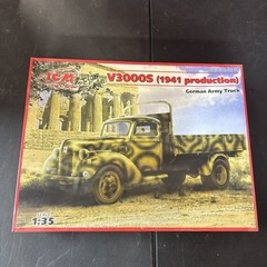 ICM 35411 Plastic model car kit Scale 1:35 V3000S 1941 German army truck