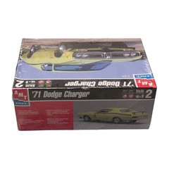 AMT ’71 Dodge Charger Model Kit # 30053 Factory Sealed 1:25 Mopar R/T Hemi NEW