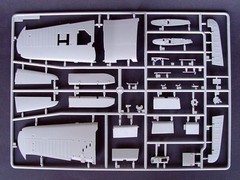 Trumpeter 1/32 02222 Vought F4U-4 Corsair