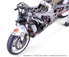 PSL PLATZ BEEMAX Suzuki RGV-Γ (XR79) 1993 WGP500 Champion Model kit BX13001 RZ