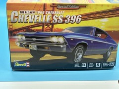 Revell 1969 Chevy Chevelle SS 396 1/25 Model Kit 85-4492 Open Box ‘20 Special Ed