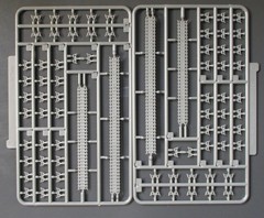 IBG 1/35th Scale Panzer 7TP Tank – Tracks from Kit No. 35073