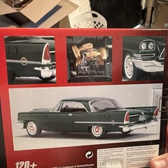 AMT CustomShop ’57 Chrysler 300C Model Kit, 1/25 Scale, Green Kit#30247, Sealed