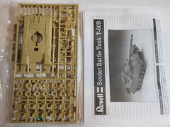 1-72 armor model kits Revell Russian T-80 B Kit#03104
