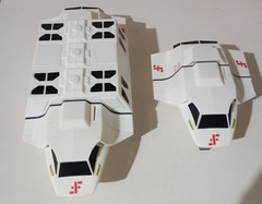 Set V Visitors Skyfighter & Squadship 1/24 scale, Only For display and adults