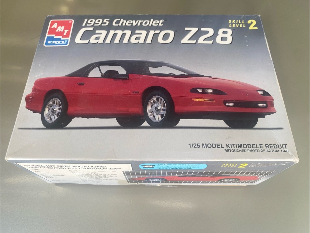 1995 Camaro Z28 AMT NEW Model Kit Plastic Sealed Bags Box Open NOS 8925 Level 2