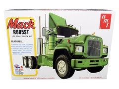 AMT AMT1039 Skill 3 Model Kit Mack R685ST Semi Tractor Truck 1/25 Scale Model