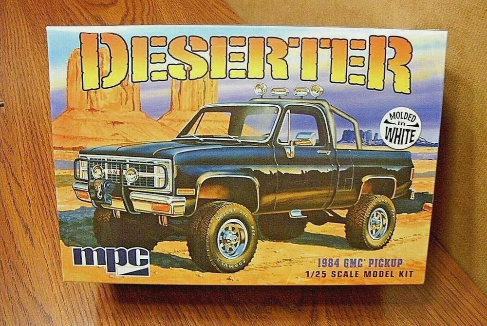 MPC 1984 GMC PICKUP (DESERTER) 1/25 SCALE MODEL KIT molded in white