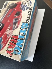 Vintage 1/32 Vette Stingray Snap Model Kit Red White & Blue #1-3213 MPC built