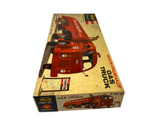 Vintage 1956 Revell, White Fruehauf Gas Truck, Mobilgas, H-1402:169, Open Box