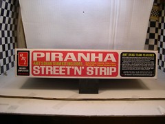 PIRANHA STREET N STRIP DRAG TEAM KIT AMT 1:25 SCALE PLASTIC MODEL CAR KIT