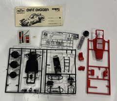 Vintage MPC Fast 111’s Dirt Digger Snap Model Kit #1-3407