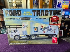 AMT FORD TRACTOR C-900 TILT CAB W/ TRAILER HOSTESS CAKE MODELING KIT #AMT1221/06