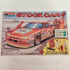 1990 Monogram Heinz 57 Pontiac Grand Prix 1/24 NASCAR Model Kit #2914 NEW
