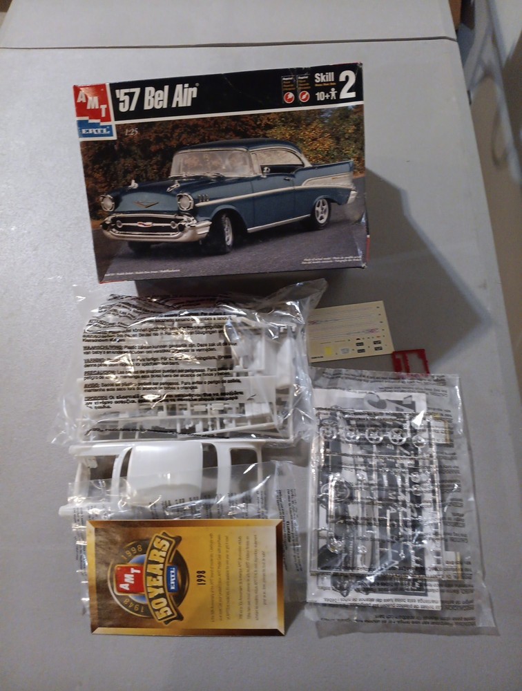 G1B Mint Sealed AMT ’57 Bel Air Street Machine Kit 8319 1:25 Skill 2 Chevrolet