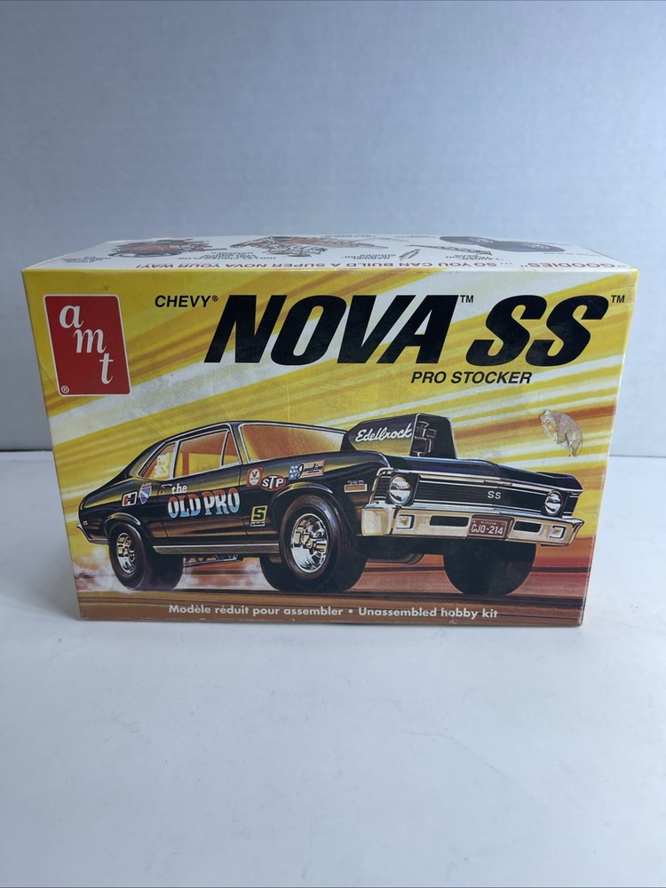 AMT 1972 Chevy Nova SS Pro Stocker “Old Pro” 1:25 Car Plastic Model Kit