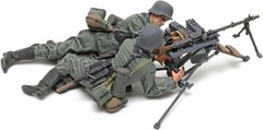 TAMIYA 1/35 No.386 GERMAN MACHINE GUN TEAM (MID-WWII) Model Kit 35386
