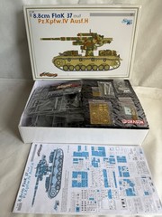 Dragon Cyber Hobby 6667 8.8 FlaK 37 auf Pz.Kpfw.IV Ausf.H German Tank Model 1:35