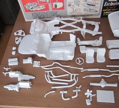 AMT 1963 Studebaker Avanti 3-in-1 Trophy Series Unbuilt Kit # 2064 Orig ’60s Iss