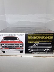 NEW Vintage AMT PHANTOM Ford Econoline Custom Van Model Kit T418 1/25