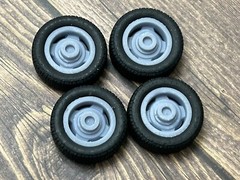 1/24 Scale: 17-inch “OEM Steel” Wheels/tires for Model Car.Resin; 1/25