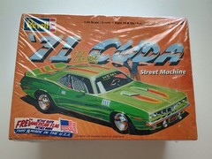 Revell Plymouth ’71 Hemi CUDA model kit NEW in FACTORY SEALED BOX Barracuda 1971