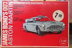 Strombecker 1:32 James Bond 007 Aston Martin Vintage Model Car Kit 8630 Complete