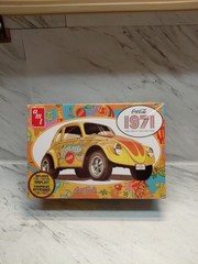 AMT Volkswagen “BUG” Coca’Cola 1971 Unity Collection model kit New/Sealed in Box