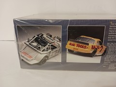Monogram 1993 New Mac Tools Limited Edition #7 Harry Grant Lumina Model Kit