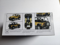 Revell Jeep Wrangler Rubicon 1:25 Scale Model Car Kit #85-4501 Open Box