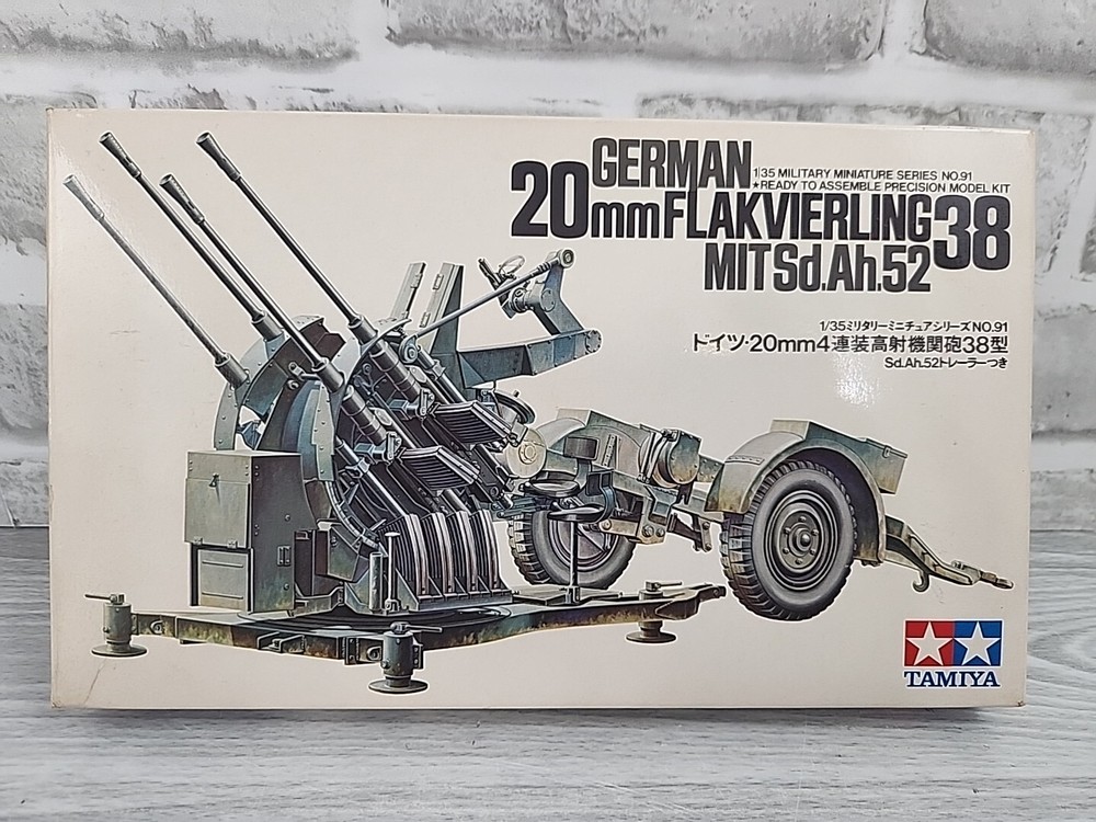 Tamiya 1:35 German 20mm FLAKVIERLING 38 MITSd.Ah.52 Plastic Model Kit MM191