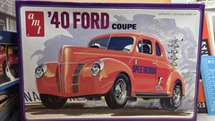 1940 Ford ENGINE STAND, TOW BAR & HITCH 1:25 Scale AMT NEW Model Kit PARTS