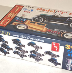 AMT 1925 FORD Model T 3 in 1 Stock or Chopped Model Kit 1/25 AMT626 2010 SEALED