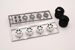 Fujimi Model 1/24 inch up series No.328 Toyota Soarer 3.0GT (18 inch wheel) ID-3