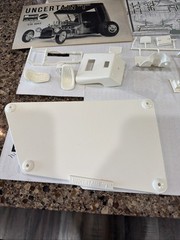 MONOGRAM UNCERTAIN “T” ORIGINAL KIT! MINT!! CIRCA 1966!! VMCP!