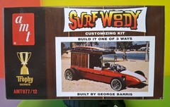 AMT 1:25 SCALE RETRO DELUXE GEORGR BARRIS ” SURF WOODY ” MODEL KIT AMT977/12
