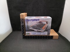 Revell ’70 Dodge Challenger T/A – 1:24 Scale Plastic Model Kit 85-2596