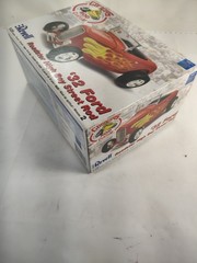 Revell ’32 Ford Roadster High Boy Street Rod Model Kit 1:25 Plastic 2893