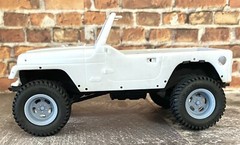 1/24 Scale: 18-Inch “Off-Road 5 Slot Mags” Wheels W/ Mud Tires;Jeep, Resin 1/25
