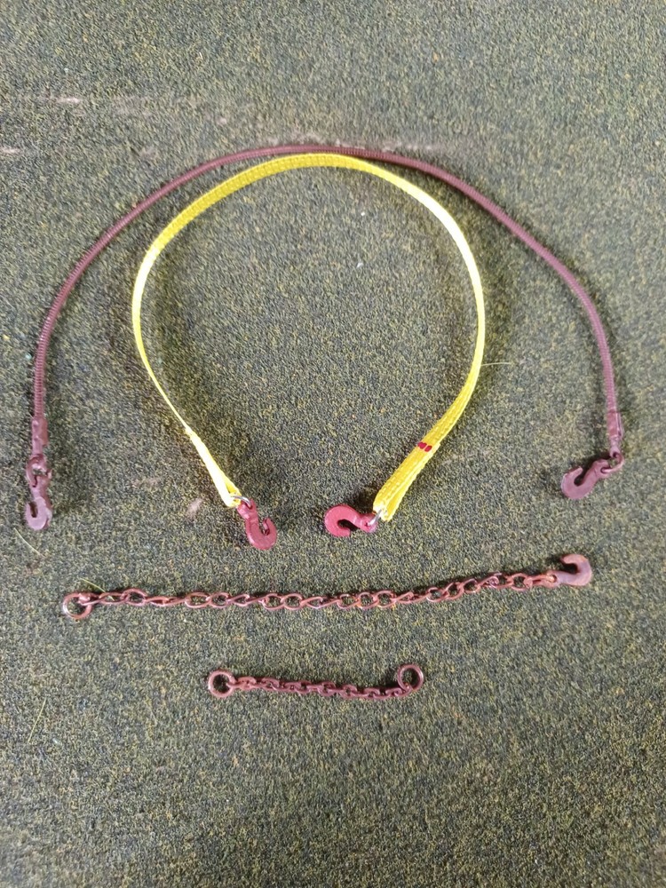 Tow Strap, Weathered Tow Cable, And 2 Chains For Tow Truck Or Shop Diorama 1/24