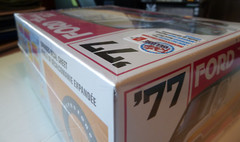 AMT 1977 Ford Cruising Van 1:25 Model Kit # AMT1108M/12 New Sealed