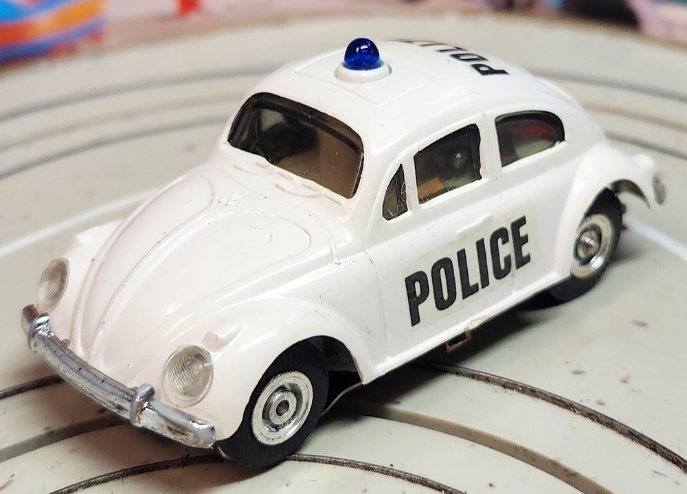 Faller Ams 4876 – VW Käfer Polizei With Flashing Light, 60er Years Toy #EBS1211