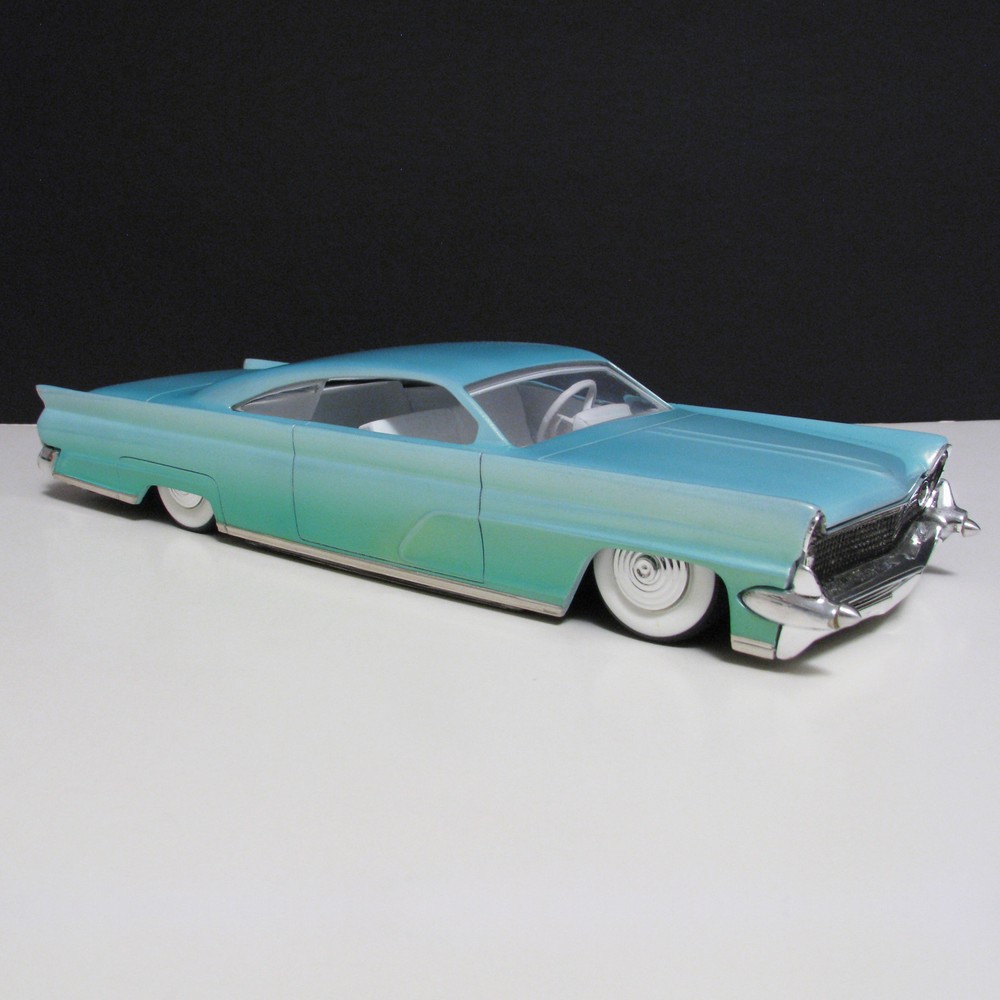 Jimmy Flintstone 1959 Lincoln custom 1/25 scale resin kit NB322